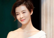 娱乐吃瓜艺人出道前改名,揭秘艺人出道前改名背后的故事