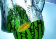 抽象带篮子娱乐吃瓜,娱乐吃瓜新风尚